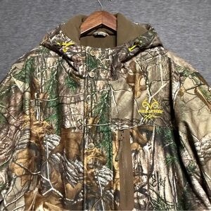 Realtree Extra Camouflage Hunting Coat with Hood Mens Size XL